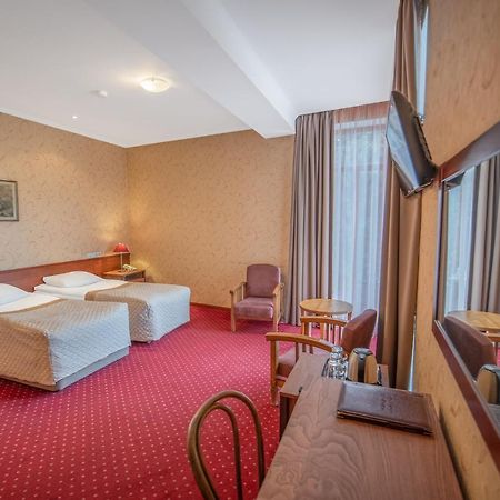 New Kopala Hotell Tbilisi Eksteriør bilde
