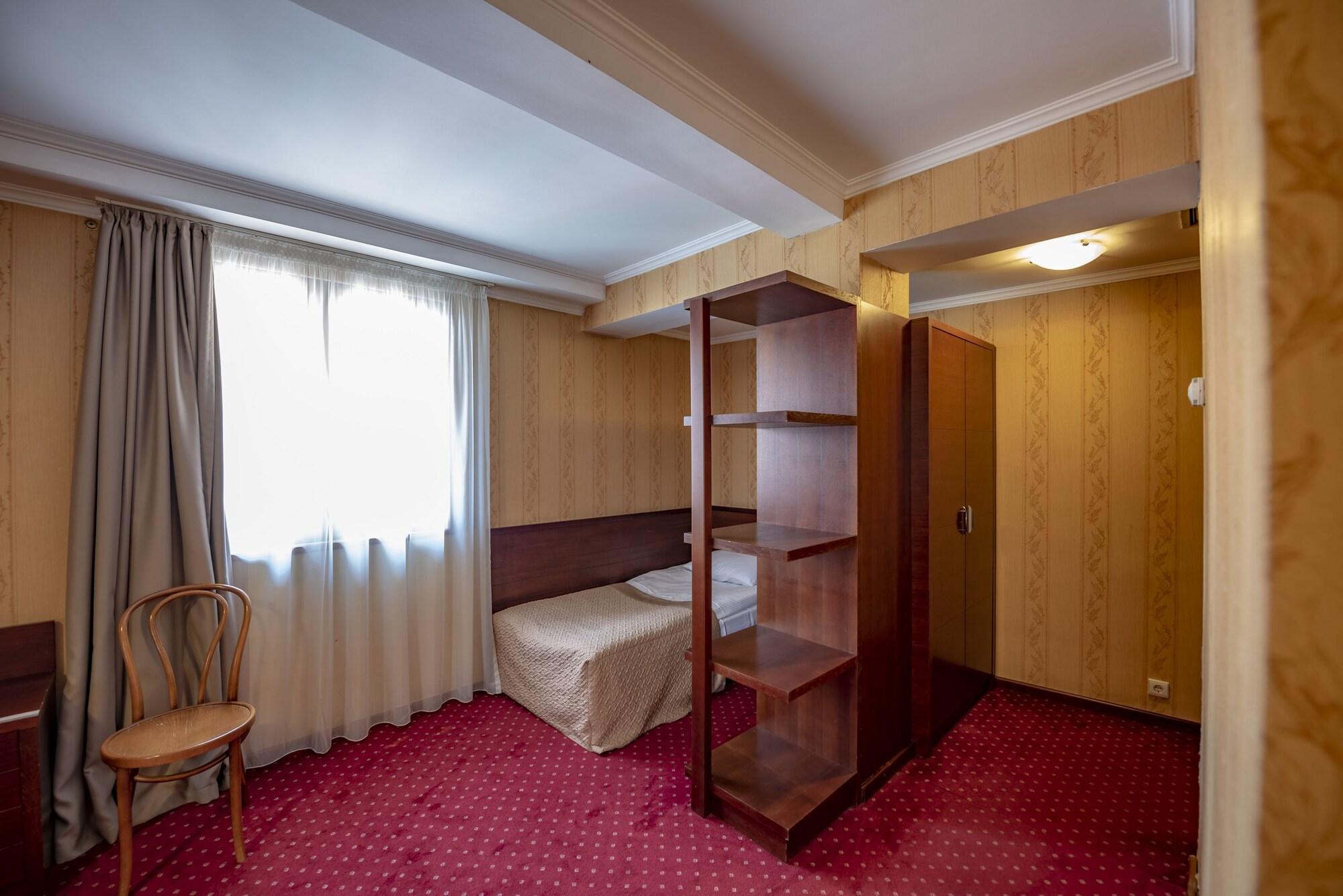 New Kopala Hotell Tbilisi Eksteriør bilde
