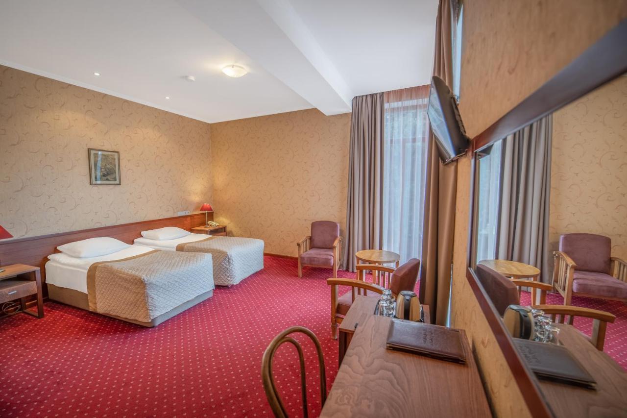 New Kopala Hotell Tbilisi Eksteriør bilde
