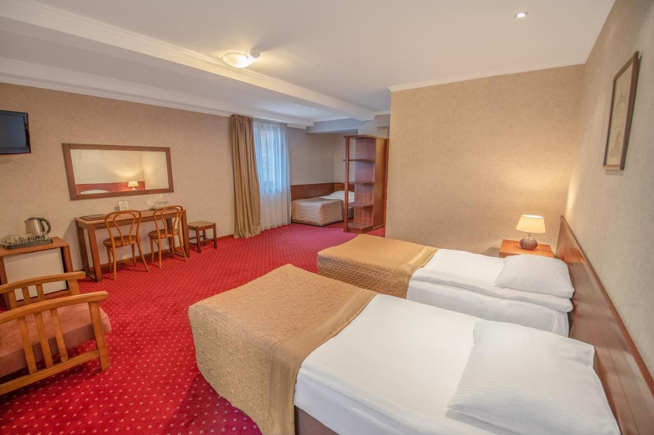 New Kopala Hotell Tbilisi Eksteriør bilde